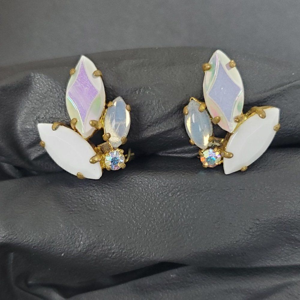 Vintage West Germany White Clear AB Crystal Rhinestone‎ Glass Clip On Earrings - Picture 12 of 12